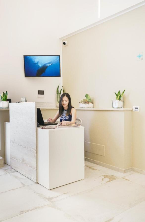 Oasi Del Golfo Suites B&B カステッランマーレ・デル・ゴルフォ エクステリア 写真