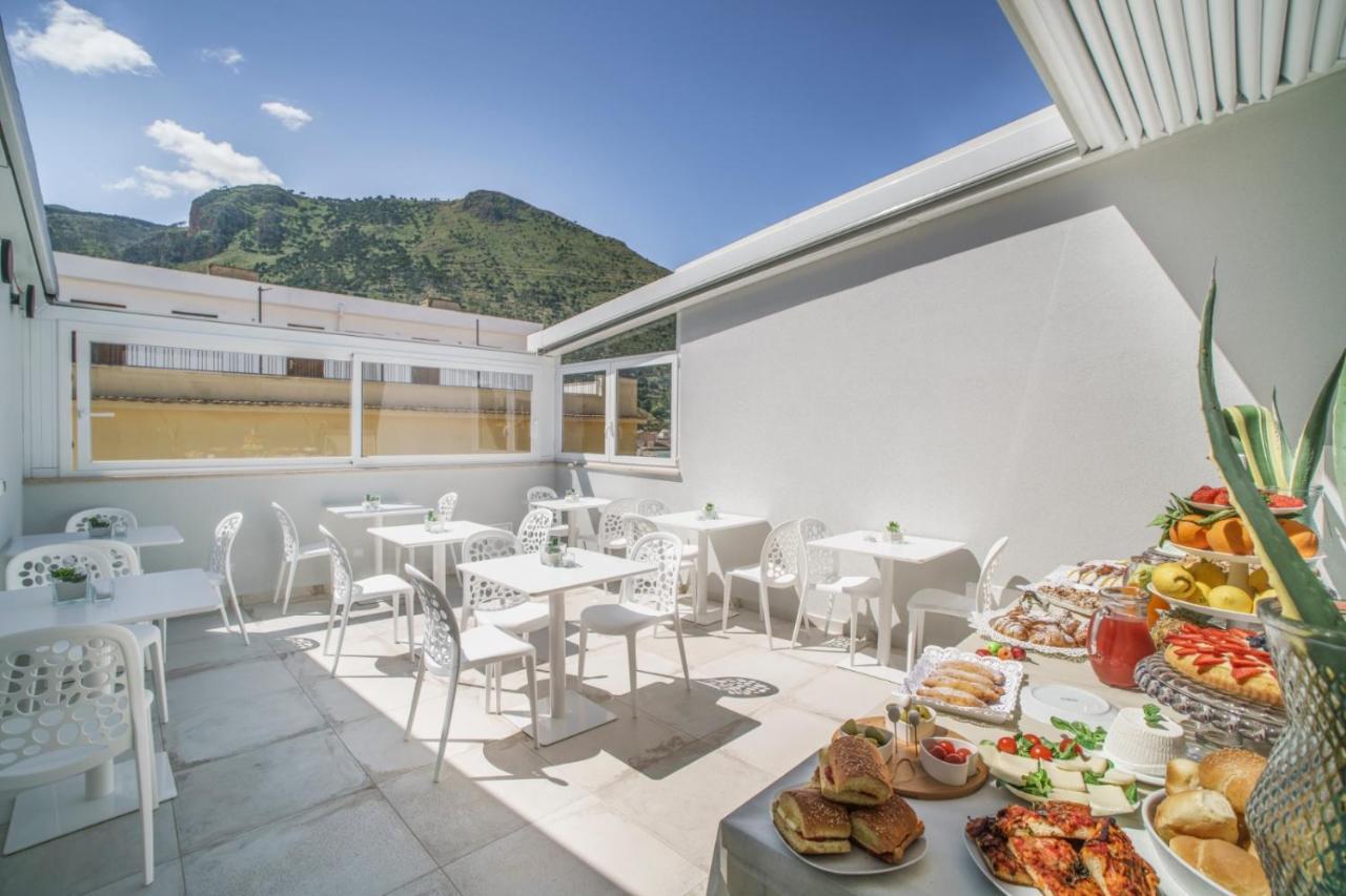 Oasi Del Golfo Suites B&B カステッランマーレ・デル・ゴルフォ エクステリア 写真